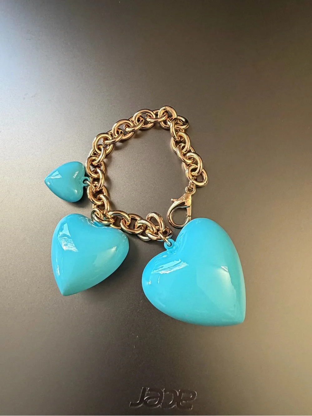 NWOT Roxanne Assoulin Gold Chain Keychain with Turquoise Blue Heart Charms